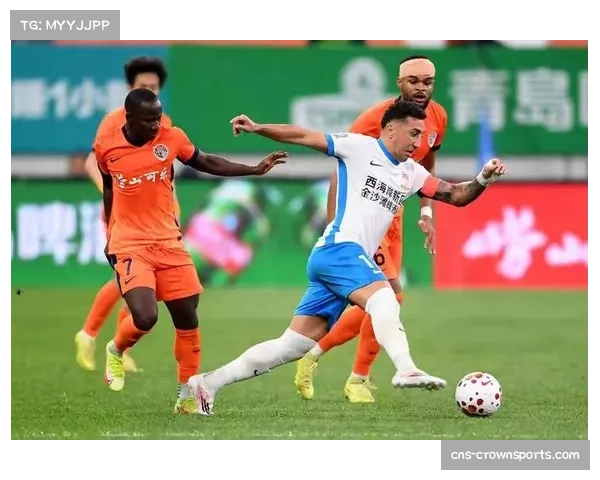 青岛西海岸主场闷平河南 射门34次仅12次射正效率待提升